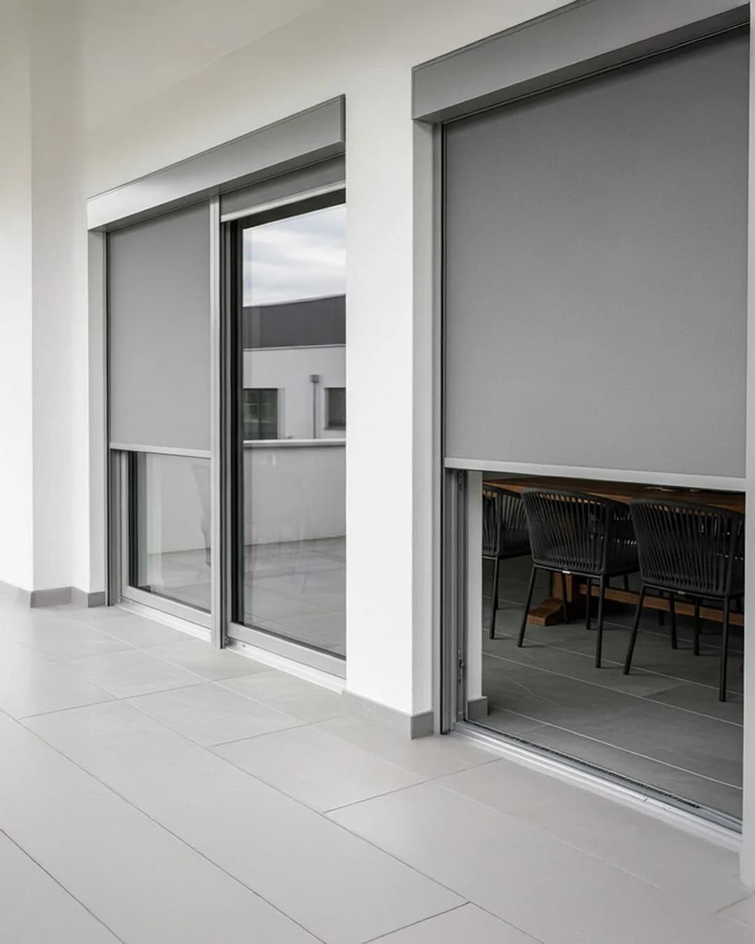 Modern dış mekânda pergola tente uygulaması, proje görünümü 14