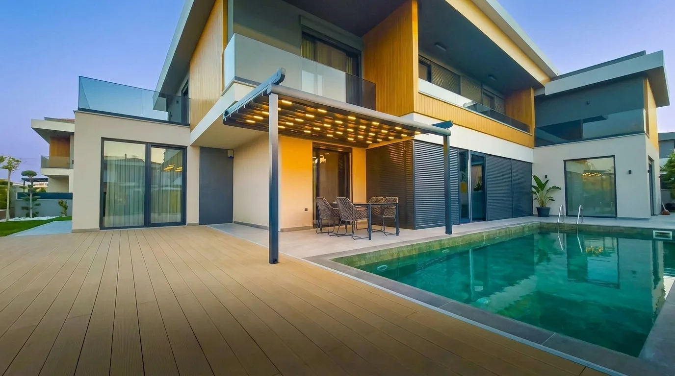 Havuz kenarında pergola tente uygulaması, proje görünümü 7